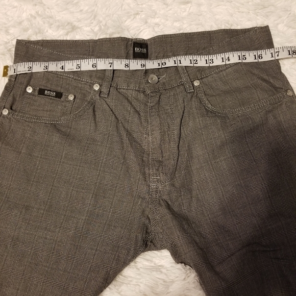 Hugo BOSS Men's Plaid Dress Pants Color Gray Size 32X32 - Picture 3 of 15